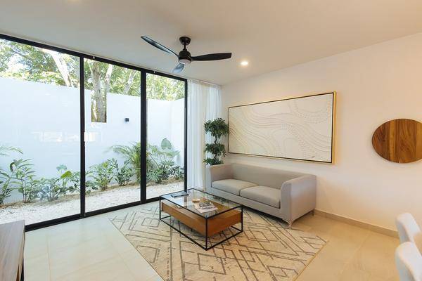 Foto de casa en venta en 0 , cholul, mérida, yucatán, 30548424 No. 02