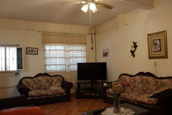 Foto de casa en venta en  , cardona, colima, colima, 0 No. 03