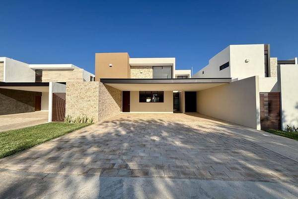 Foto de casa en venta en  , cholul, mérida, yucatán, 30109342 No. 01
