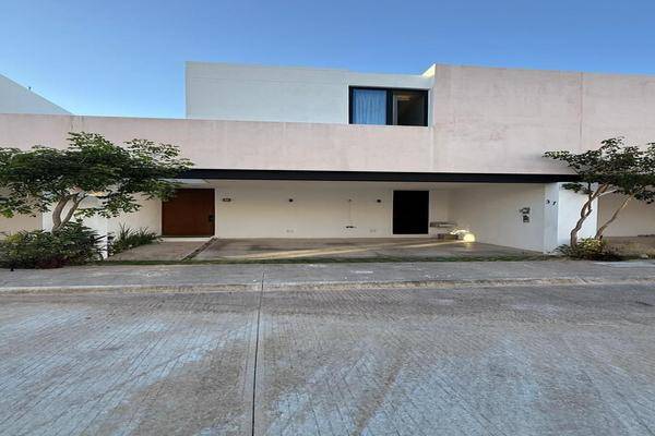 Foto de casa en venta en  , cholul, mérida, yucatán, 0 No. 01
