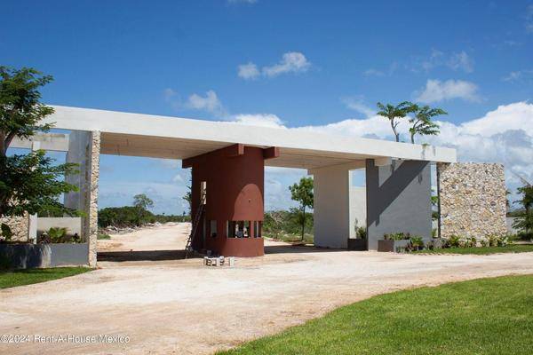 Foto de terreno habitacional en venta en  , conkal, conkal, yucatán, 0 No. 01