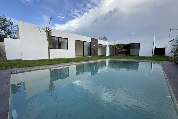 Foto de casa en venta en . , komchen, mérida, yucatán, 30442234 No. 01