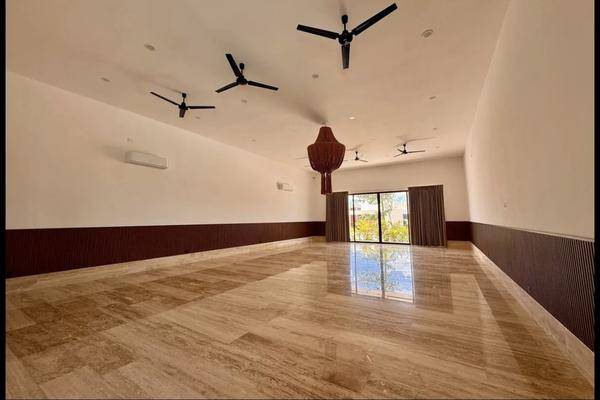 Foto de terreno habitacional en venta en  , xcanatún, mérida, yucatán, 0 No. 03
