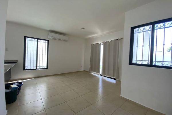 Foto de casa en 1 , gran santa fe, mérida, yucatán, 30515268 foto 04 Foto de casa en renta en 1 , gran santa fe, mérida, yucatán, 30515268 No. 04