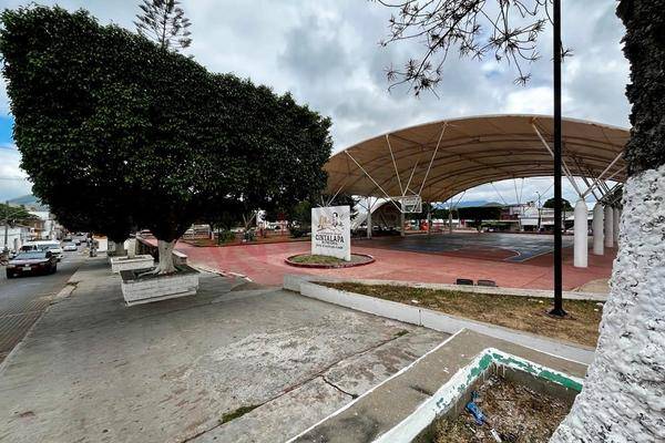 Foto de edificio en 1a calle poniente sur 550, cintalapa de figueroa centro, cintalapa, chiapas, 0 foto 03 Foto de edificio en venta en 1a calle poniente sur 550, cintalapa de figueroa centro, cintalapa, chiapas, 0 No. 03