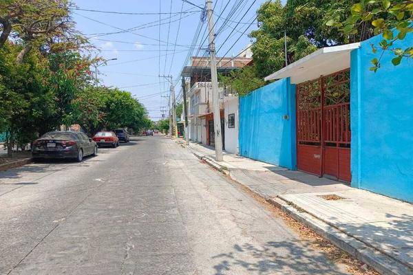Foto de casa en 1era avenida sur oriente , zocotumbak, tuxtla gutiérrez, chiapas, 0 foto 02 Foto de casa en venta en 1era avenida sur oriente , zocotumbak, tuxtla gutiérrez, chiapas, 0 No. 02