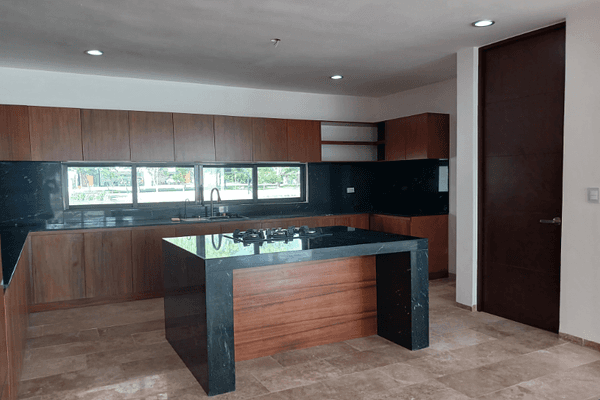 Foto de casa en 3 , residencial club norte mérida, mérida, yucatán, 0 foto 02 Foto de casa en venta en 3 , residencial club norte mérida, mérida, yucatán, 0 No. 02