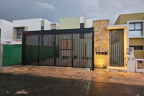 Foto de casa en 61 , floresta, mérida, yucatán, 30433233 foto 01 Foto de casa en renta en 61 , floresta, mérida, yucatán, 30433233 No. 01