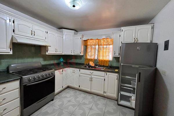 Foto de casa en adolfo ruiz cortines , presidentes, chihuahua, chihuahua, 0 foto 04 Foto de casa en venta en adolfo ruiz cortines , presidentes, chihuahua, chihuahua, 0 No. 04