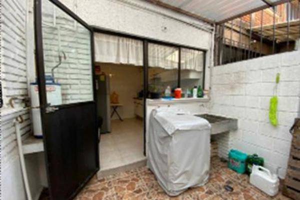 Foto de casa en alfredo del mazo , científicos, toluca, méxico, 0 foto 05 Foto de casa en venta en alfredo del mazo , científicos, toluca, méxico, 0 No. 05