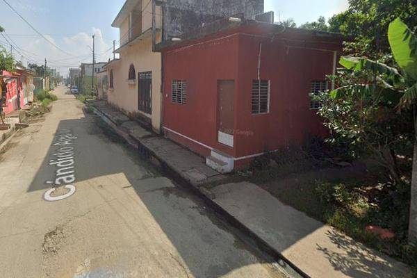 Foto de casa en , ampliación adolfo lópez mateos, coatzacoalcos, veracruz de ignacio de la llave, 0 foto 01 Foto de casa en venta en , ampliación adolfo lópez mateos, coatzacoalcos, veracruz de ignacio de la llave, 0 No. 01