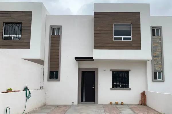 Foto de casa en aquiles saucedo 178, puerta del rey, saltillo, coahuila de zaragoza, 0 foto 01 Foto de casa en renta en aquiles saucedo 178, puerta del rey, saltillo, coahuila de zaragoza, 0 No. 01