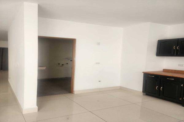 Foto de casa en arbado monarca , arbado castañares, apodaca, nuevo león, 28134273 foto 04 Foto de casa en venta en arbado monarca , arbado castañares, apodaca, nuevo león, 28134273 No. 04