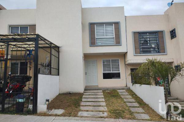 Foto de casa en avenida bosques del nevado 408-1, san juan de las huertas, zinacantepec, méxico, 27632169 foto 01 Foto de casa en venta en avenida bosques del nevado 408-1, san juan de las huertas, zinacantepec, méxico, 27632169 No. 01