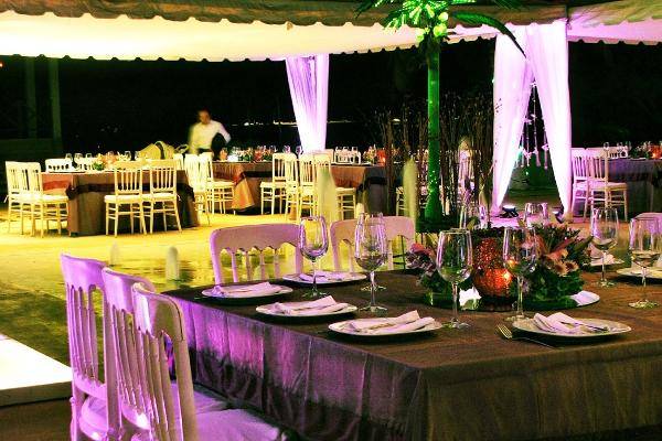 Foto de local en avenida boulevard bahia 301 , chetumal centro, othón p. blanco, quintana roo, 5156500 foto 04 Foto de local en renta en avenida boulevard bahia 301 , chetumal centro, othón p. blanco, quintana roo, 5156500 No. 04