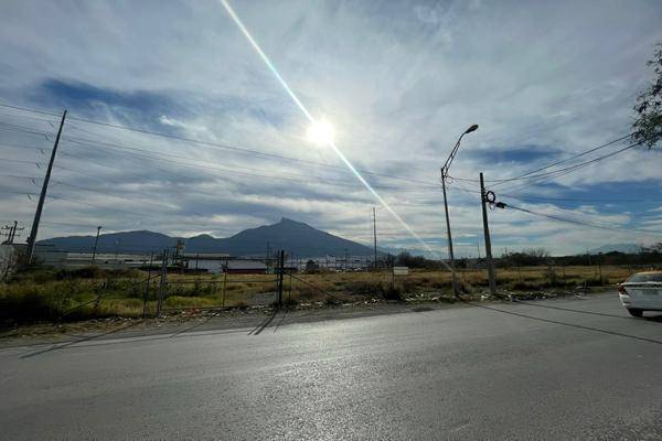 Foto de terreno comercial en avenida central y avenida benito juarez , los lermas, guadalupe, nuevo león, 0 foto 01 Foto de terreno comercial en venta en avenida central y avenida benito juarez , los lermas, guadalupe, nuevo león, 0 No. 01
