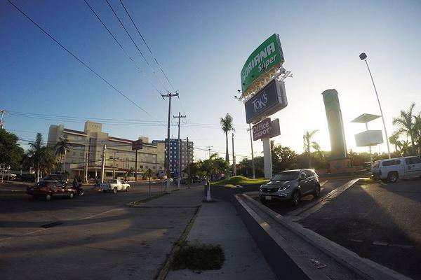 Foto de local en avenida concordia, centro comercial plaza real , asa poniente, carmen, campeche, 0 foto 02 Foto de local en renta en avenida concordia, centro comercial plaza real , asa poniente, carmen, campeche, 0 No. 02