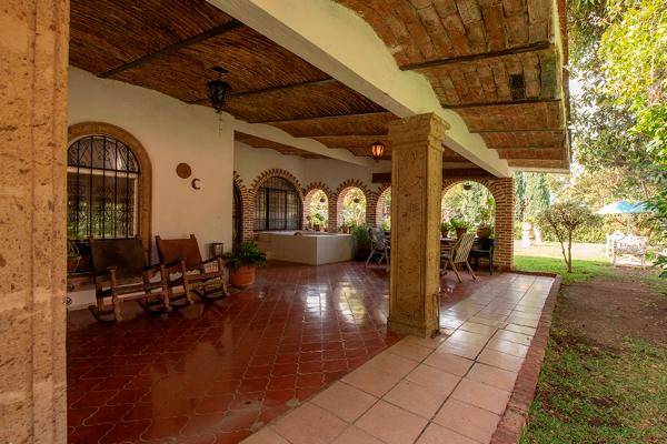 Foto de casa en avenida de la carpa, fraccionamiento roca azul 128 , jocotepec centro, jocotepec, jalisco, 6383416 foto 02 Foto de casa en venta en avenida de la carpa, fraccionamiento roca azul 128 , jocotepec centro, jocotepec, jalisco, 6383416 No. 02