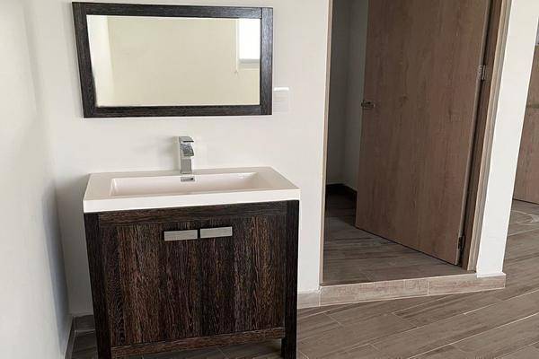 Foto de local en avenida de las ciencias , juriquilla, querétaro, querétaro, 0 foto 02 Foto de local en renta en avenida de las ciencias , juriquilla, querétaro, querétaro, 0 No. 02