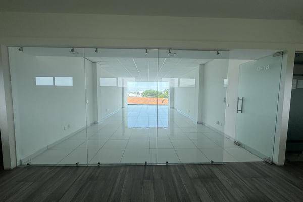 Foto de oficina en avenida francisco villa , gaviotas, puerto vallarta, jalisco, 0 foto 02 Foto de oficina en renta en avenida francisco villa , gaviotas, puerto vallarta, jalisco, 0 No. 02