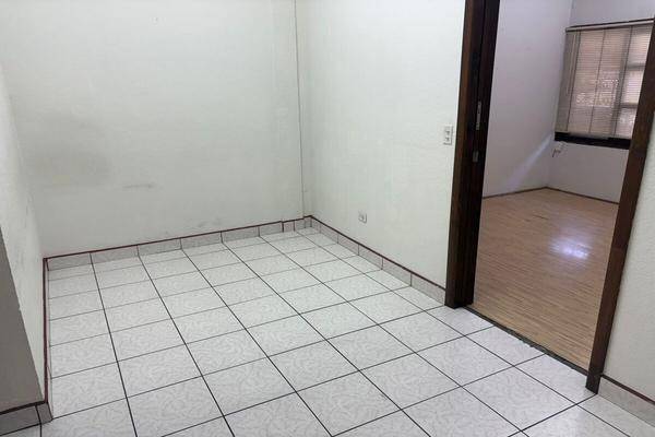 Foto de local en avenida general ferreira , fundadores, tijuana, baja california, 30175249 foto 05 Foto de local en renta en avenida general ferreira , fundadores, tijuana, baja california, 30175249 No. 05
