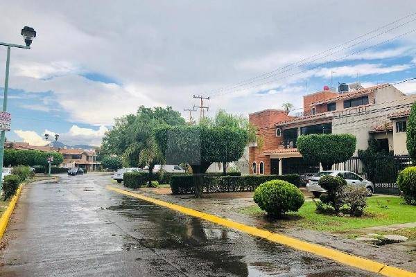 Foto de casa en avenida hacienda del rosario , real del bosque ii, león, guanajuato, 10715967 foto 02 Foto de casa en venta en avenida hacienda del rosario , real del bosque ii, león, guanajuato, 10715967 No. 02