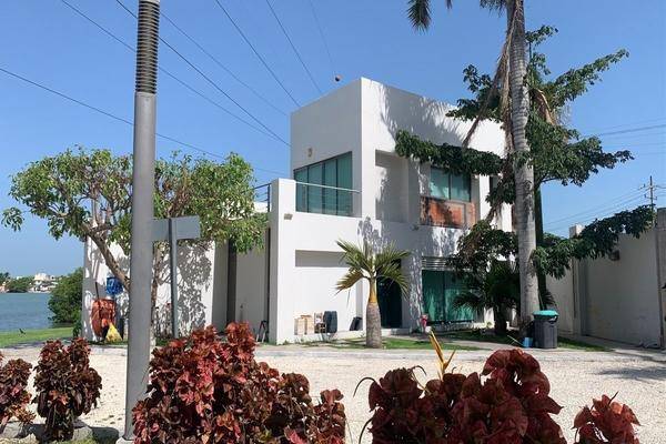 Foto de oficina en avenida isla de tris , las pilas, carmen, campeche, 21246712 foto 01 Foto de oficina en renta en avenida isla de tris , las pilas, carmen, campeche, 21246712 No. 01