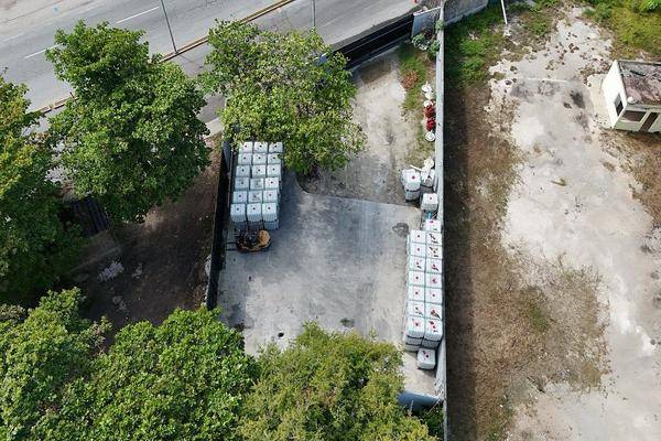Foto de bodega en avenida isla de tris , luis donaldo colosio, carmen, campeche, 0 foto 03 Foto de bodega en renta en avenida isla de tris , luis donaldo colosio, carmen, campeche, 0 No. 03