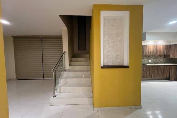 Foto de casa en condominio en avenida naciones unidas , parque de la castellana, zapopan, jalisco, 30538266 foto 05 Foto de casa en condominio en renta en avenida naciones unidas , parque de la castellana, zapopan, jalisco, 30538266 No. 05