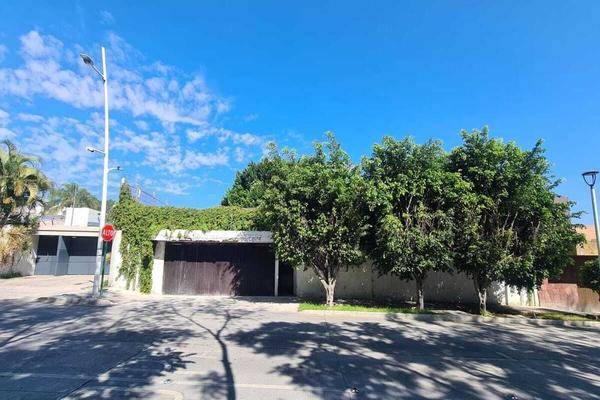 Foto de casa en avenida pablo neruda , colinas de san javier, guadalajara, jalisco, 29540460 foto 01 Foto de casa en renta en avenida pablo neruda , colinas de san javier, guadalajara, jalisco, 29540460 No. 01