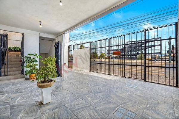 Foto de edificio en avenida paseo real 1, la lejona, san miguel de allende, guanajuato, 30489240 foto 02 Foto de edificio en venta en avenida paseo real 1, la lejona, san miguel de allende, guanajuato, 30489240 No. 02