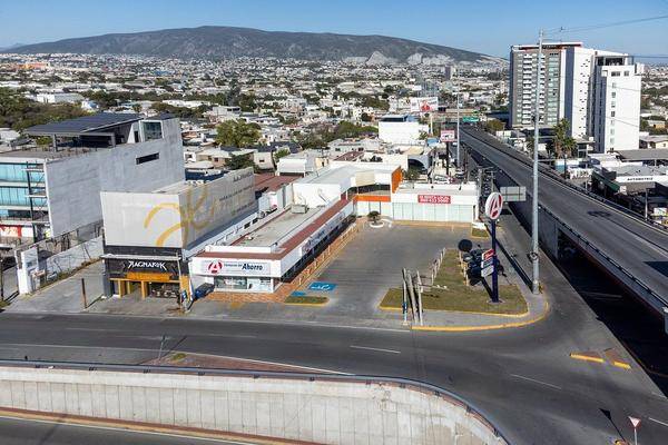 Foto de local en avenida raúl rangel frías 304 , colonial cumbres, monterrey, nuevo león, 0 foto 02 Foto de local en renta en avenida raúl rangel frías 304 , colonial cumbres, monterrey, nuevo león, 0 No. 02