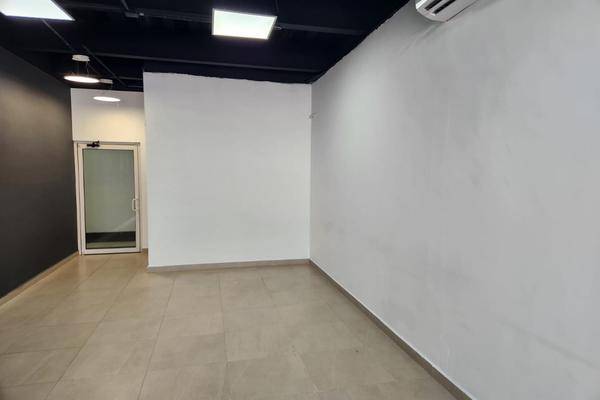 Foto de local en avenida revolución 3800, colonia torremolinos, monterrey, nuevo león , torremolinos, monterrey, nuevo león, 0 foto 03 Foto de local en renta en avenida revolución 3800, colonia torremolinos, monterrey, nuevo león , torremolinos, monterrey, nuevo león, 0 No. 03