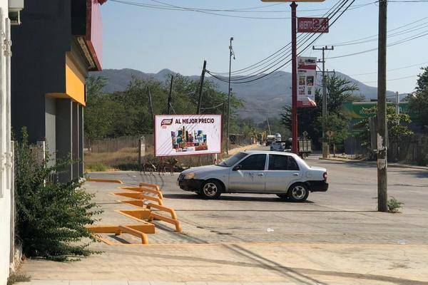 Foto de local en avenida san agustín sur , los órganos de san agustín (el quemado), acapulco de juárez, guerrero, 26486769 foto 02 Foto de local en renta en avenida san agustín sur , los órganos de san agustín (el quemado), acapulco de juárez, guerrero, 26486769 No. 02