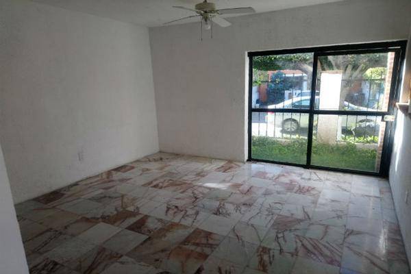 Foto de casa en avenida tepeyac 5150, chapalita las fuentes, zapopan, jalisco, 0 foto 05 Foto de casa en renta en avenida tepeyac 5150, chapalita las fuentes, zapopan, jalisco, 0 No. 05