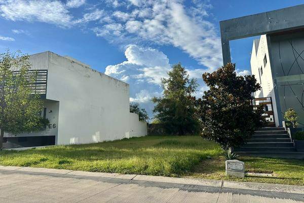 Foto de terreno habitacional en avenida universidad , puerta las lomas, zapopan, jalisco, 0 foto 02 Foto de terreno habitacional en venta en avenida universidad , puerta las lomas, zapopan, jalisco, 0 No. 02