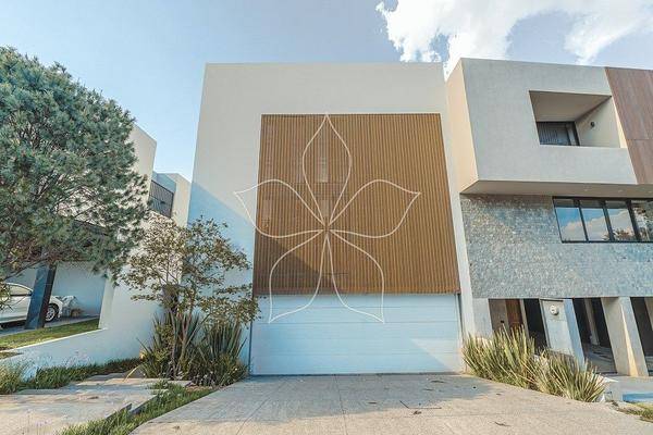 Foto de casa en avenida universidad , puerta las lomas, zapopan, jalisco, 30893709 foto 01 Foto de casa en renta en avenida universidad , puerta las lomas, zapopan, jalisco, 30893709 No. 01