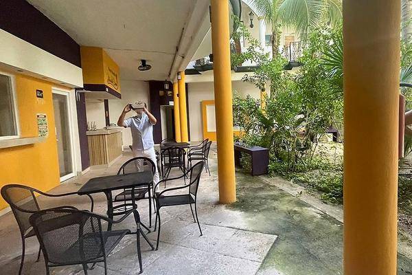 Foto de local en , aviación, solidaridad, quintana roo, 30499975 foto 05 Foto de local en renta en , aviación, solidaridad, quintana roo, 30499975 No. 05