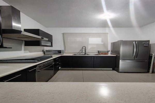 Foto de casa en bosque real de santa anita , bosque real, tlajomulco de zúñiga, jalisco, 30438245 foto 04 Foto de casa en venta en bosque real de santa anita , bosque real, tlajomulco de zúñiga, jalisco, 30438245 No. 04