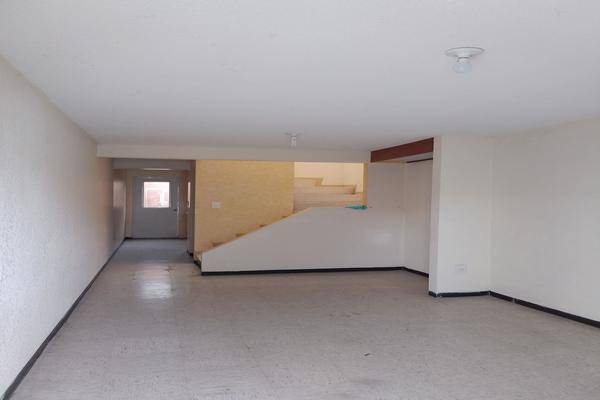 Foto de casa en bosques de arces manzana 83 lt 4 , los héroes tecámac iii, tecámac, méxico, 3981708 foto 03 Foto de casa en renta en bosques de arces manzana 83 lt 4 , los héroes tecámac iii, tecámac, méxico, 3981708 No. 03