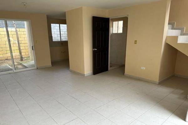 Foto de casa en bosques del rey, guadalupe, nuevo león , bosques del rey, guadalupe, nuevo león, 25494036 foto 02 Foto de casa en venta en bosques del rey, guadalupe, nuevo león , bosques del rey, guadalupe, nuevo león, 25494036 No. 02