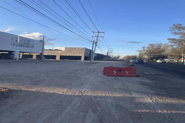 Foto de local en boulevard a zacatecas , trojes de alonso, aguascalientes, aguascalientes, 28670402 foto 05 Foto de local en renta en boulevard a zacatecas , trojes de alonso, aguascalientes, aguascalientes, 28670402 No. 05