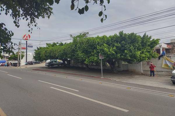 Foto de casa en boulevard angel albino corzo , el retiro, tuxtla gutiérrez, chiapas, 30164875 foto 03 Foto de casa en renta en boulevard angel albino corzo , el retiro, tuxtla gutiérrez, chiapas, 30164875 No. 03