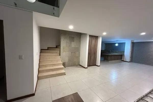 Foto de casa en boulevard de los volcanes 1300, lomas de angelópolis, san andrés cholula, puebla, 0 foto 03 Foto de casa en renta en boulevard de los volcanes 1300, lomas de angelópolis, san andrés cholula, puebla, 0 No. 03