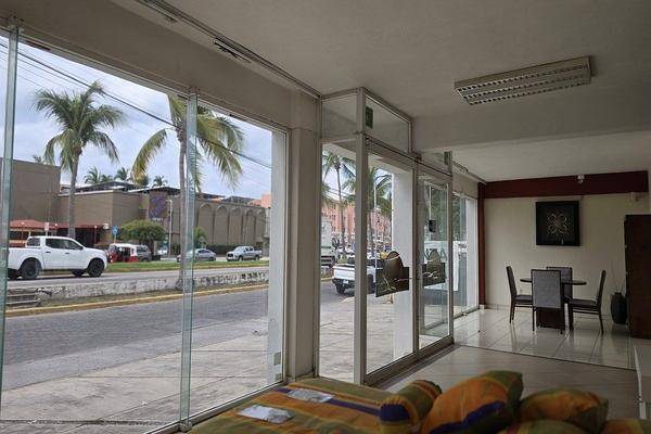 Foto de local en boulevard miguel de la madrid , viveros pelayo, manzanillo, colima, 30491982 foto 02 Foto de local en venta en boulevard miguel de la madrid , viveros pelayo, manzanillo, colima, 30491982 No. 02
