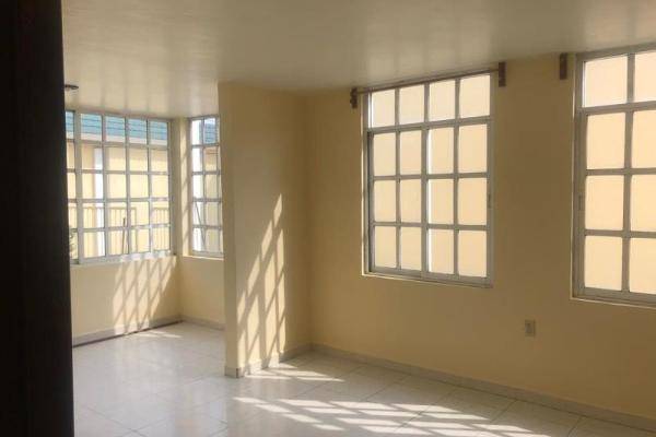 Foto de casa en calle 5 de febrero, bellavista. calle p. 52172. metepec, estado de méxico 1, bellavista, metepec, méxico, 6526921 foto 05 Foto de casa en renta en calle 5 de febrero, bellavista. calle p. 52172. metepec, estado de méxico 1, bellavista, metepec, méxico, 6526921 No. 05