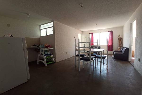 Foto de departamento en calle 5 , villas del pedregal iii, morelia, michoacán de ocampo, 19673076 foto 02 Foto de departamento en venta en calle 5 , villas del pedregal iii, morelia, michoacán de ocampo, 19673076 No. 02