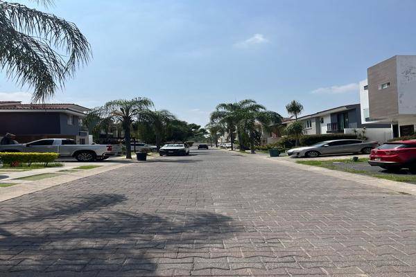 Foto de casa en calle boulevard prolongacion mariano otero , nueva galicia residencial, tlajomulco de zúñiga, jalisco, 30485124 foto 02 Foto de casa en venta en calle boulevard prolongacion mariano otero , nueva galicia residencial, tlajomulco de zúñiga, jalisco, 30485124 No. 02