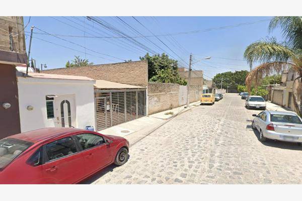 Foto de casa en calle gladiola 1638, mariano otero, zapopan, jalisco, 0 foto 03 Foto de casa en venta en calle gladiola 1638, mariano otero, zapopan, jalisco, 0 No. 03