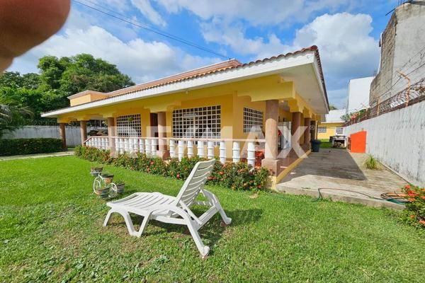 Foto de casa en calle guacimo, colonia morelos, comalcalco, tabasco , morelos, comalcalco, tabasco, 0 foto 02 Foto de casa en venta en calle guacimo, colonia morelos, comalcalco, tabasco , morelos, comalcalco, tabasco, 0 No. 02